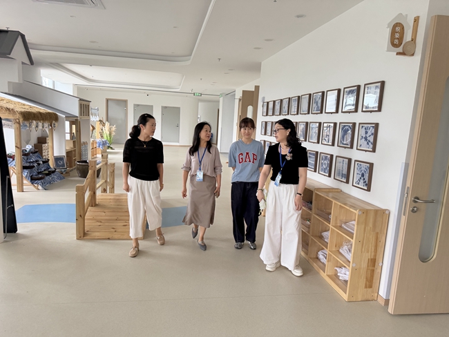 督导引领规范办园,阳光食堂守护健康——芦墟幼儿园迎接九月挂牌督导检查